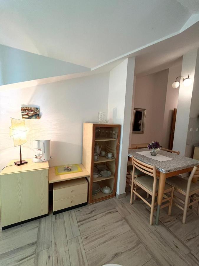 Gorana Apartman With Swimming Pool Apartment Йелса Екстериор снимка