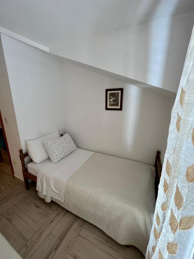 Gorana Apartman With Swimming Pool Apartment Йелса Екстериор снимка